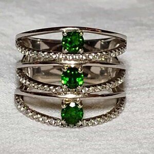 .87ctw Russian Chrome Diopside w/.45ctw White Zircon Sterling Silver ring Size 7